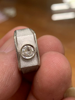 黃金鑽石借款-590鴻泰當舖提供永和黃金借款,新北市黃金借款,永和當舖,中和黃金借款,板橋黃金借款,台北市鑽石借款,公館黃金借款,土城鑽石借款,新莊黃金借款,頂溪站附近鑽石借款,新店黃金典當,三重,新莊,土城,蘆洲,樹林,中正區,大安區,文山區,景美區,木柵區,萬華區,新北市,台北推薦當鋪黃金借款,新北市低利息鑽石借款,永和黃金借款轉當降息,永和地區如有黃金鑽石借款需求歡迎來電02-8927999924